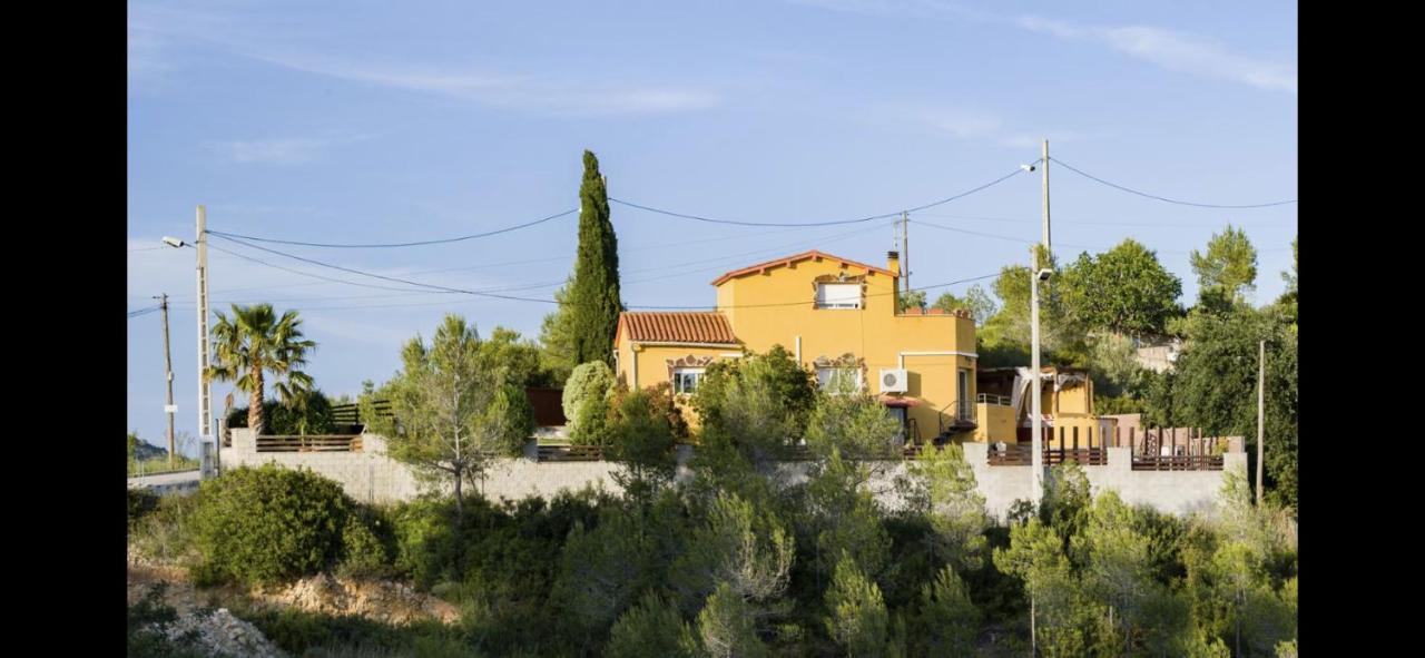 Amazing Vila Close To Sitges, Jacuzzi, Swimming Pool & Exellent Views Оливелья Экстерьер фото