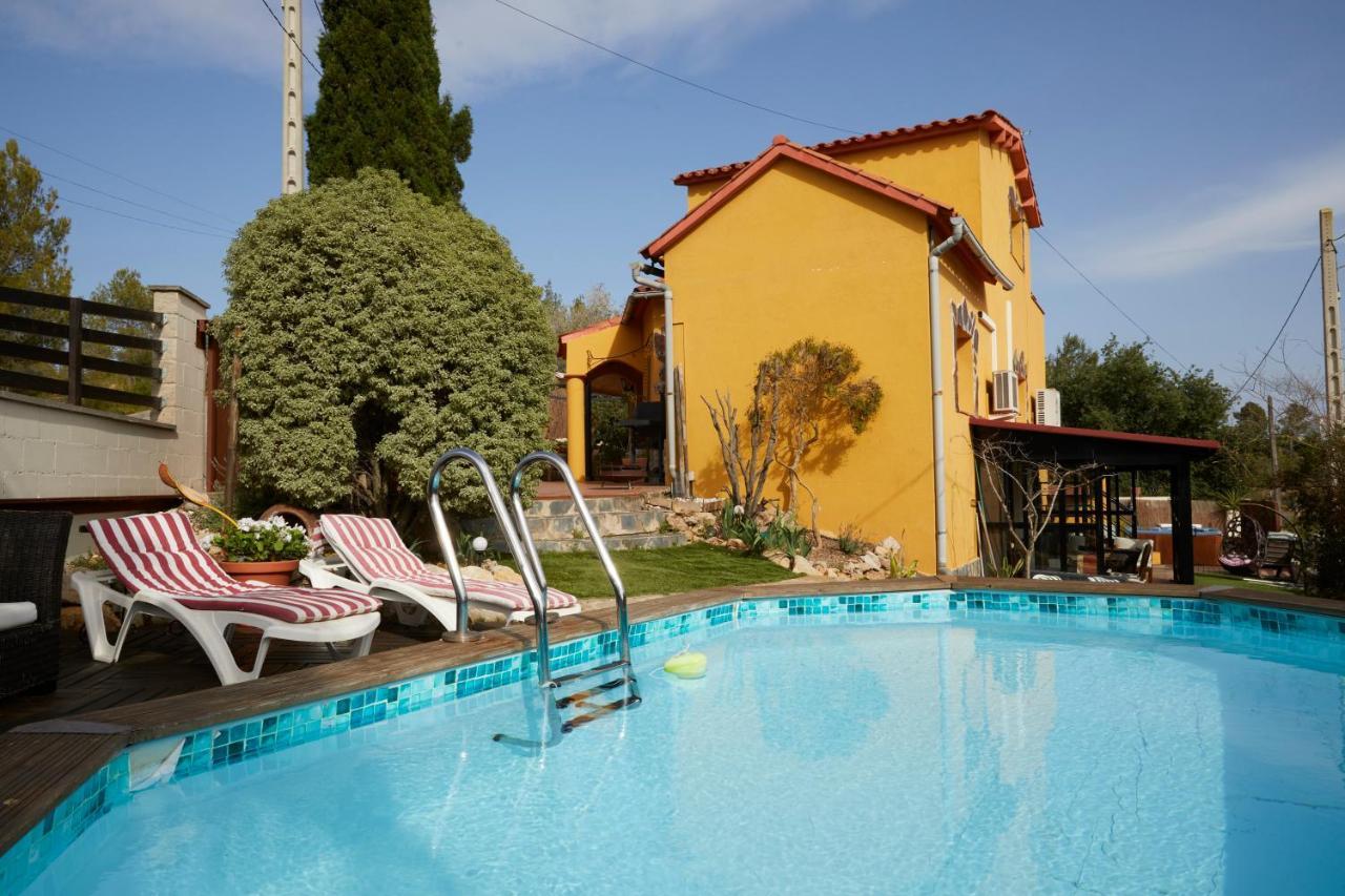 Amazing Vila Close To Sitges, Jacuzzi, Swimming Pool & Exellent Views Оливелья Экстерьер фото